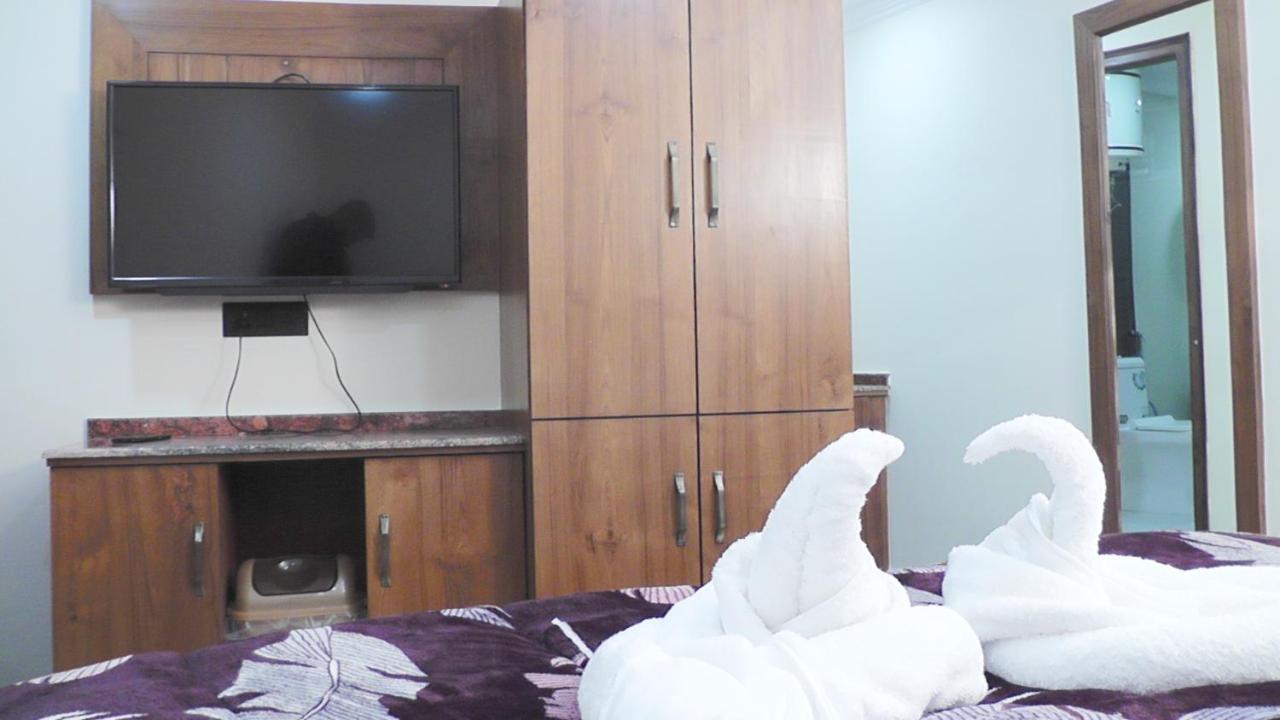 Hotel Jakhu Heights Шимла Екстериор снимка